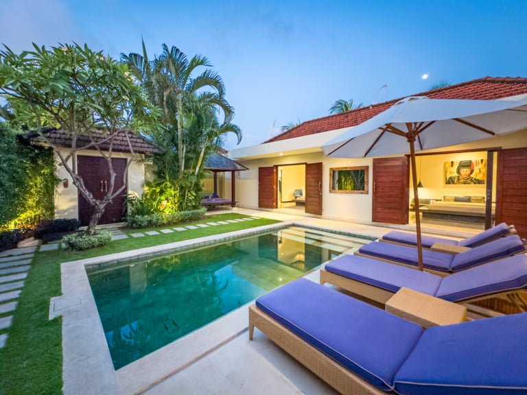 Seminyak private pool villa