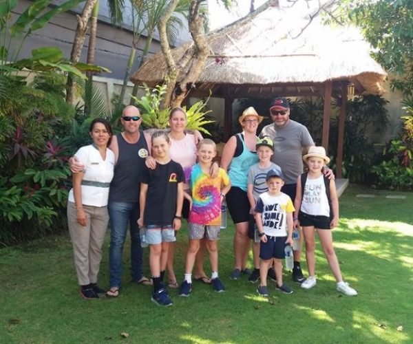Thanks-for-staying-with-us-at-villa-Santai-BUGIS-ms-Alison-scott-n-Trav-Scott-familys.jpg
