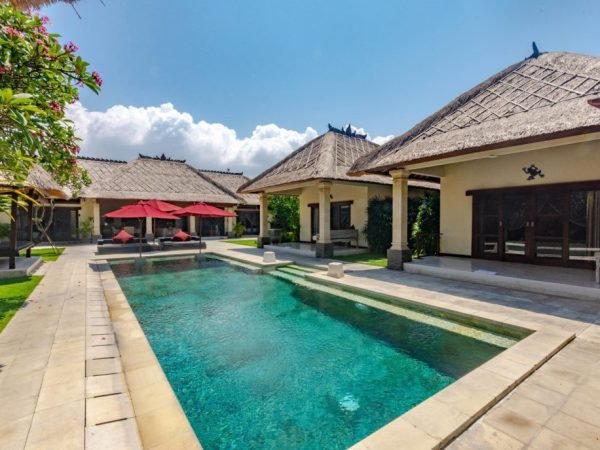 Villa-Alam-Seminyak-Bali-9437-Custom-Large-1030x687-1.jpg