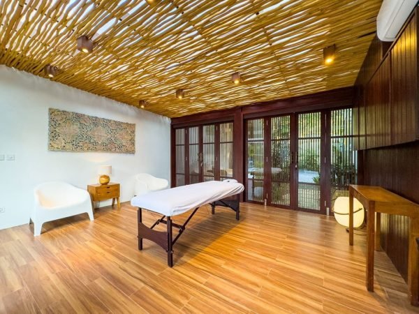 Villa Alore Spa room (2)