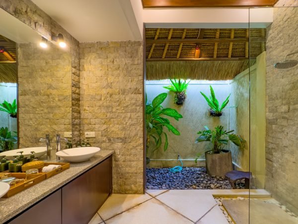 Villa-Cinta-Bedroom-3-4.jpg