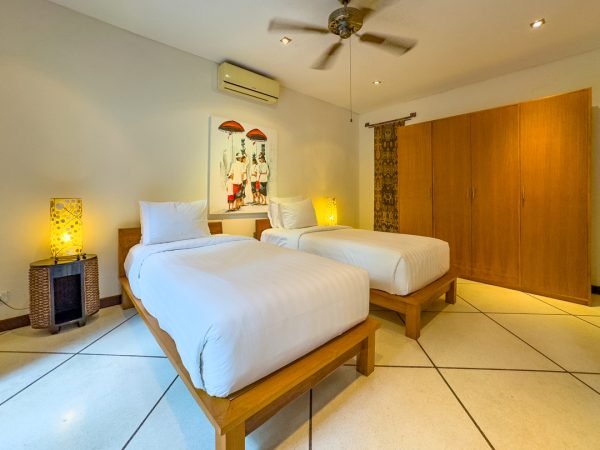 Villa-Cinta-Extra-Room-1.jpg