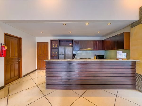Villa-Cinta-Kitchen-1-1.jpg