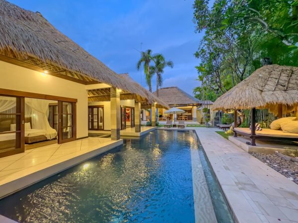 Villa-Cinta-Villa-Garden-3-1.jpg