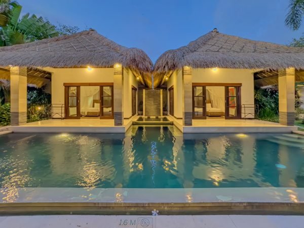 Villa-Cinta-Villa-Garden-4-1.jpg
