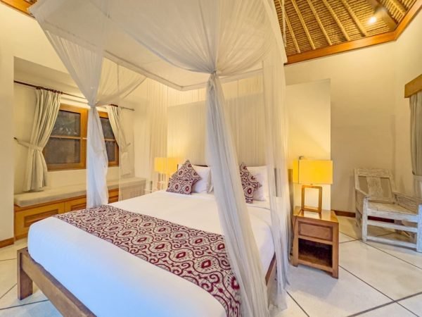 Villa-Darma-Badroom-1-2-1030x773-1-1.jpg