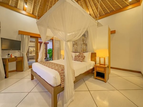 Villa-Darma-Bedrom-4-2-1030x773-1-1.jpg