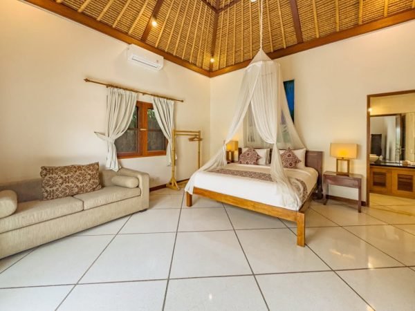Villa-Darma-Bedroom-3-1-1030x773-1-1.jpg