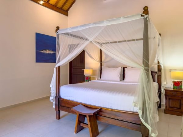 Villa-Ginger-Bedroom1-2-1.jpg