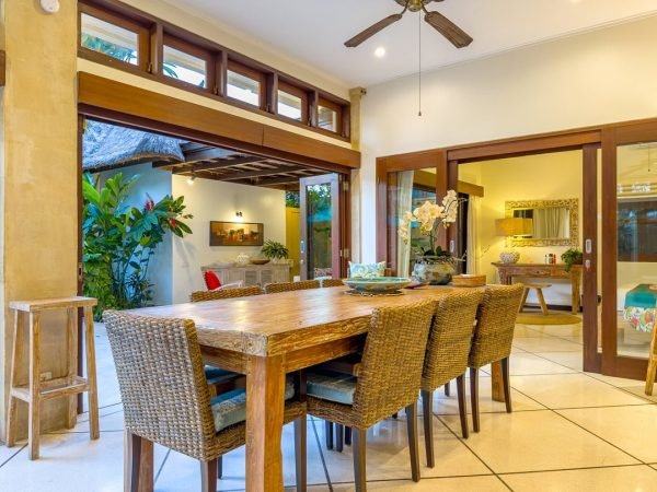 Villa-Intan-Indoor-Livingroom-5-1.jpg