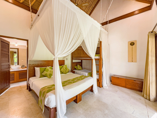Villa-Jaclan-Bedroom-1-1-1.gif