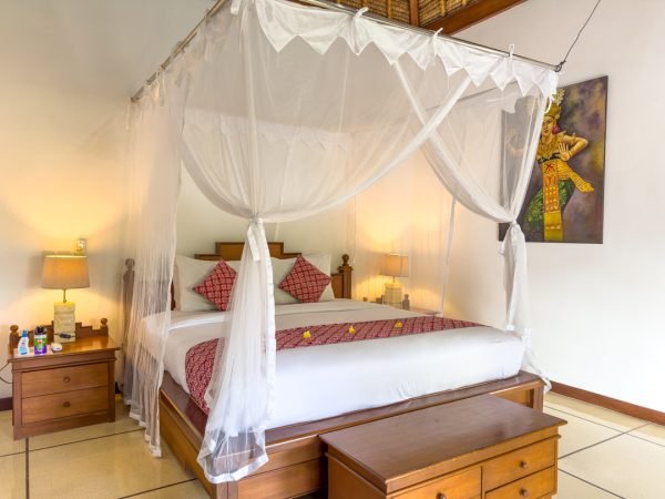 Villa-Krisna-Bedroom1-1.jpg