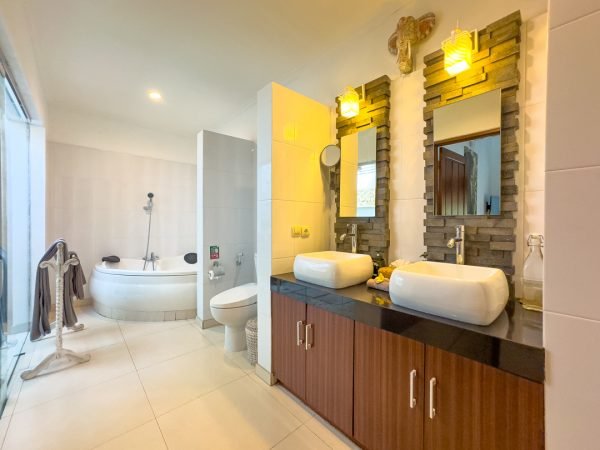 Villa-Krisna-Bedroom2-3.jpg