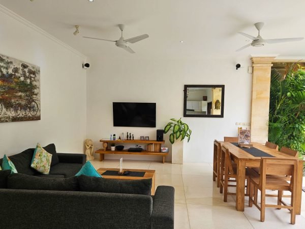 Villa Krisna Living (4)