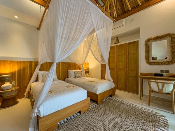 Villa-Olive-Bedroom3-1-1.jpg