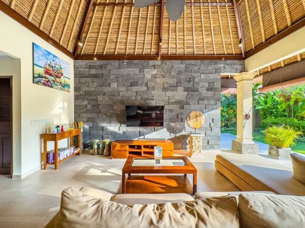 Villa-Rama-Livingroom-1.jpg