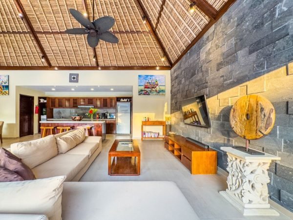 Villa-Rama-Livingroom-3.jpg