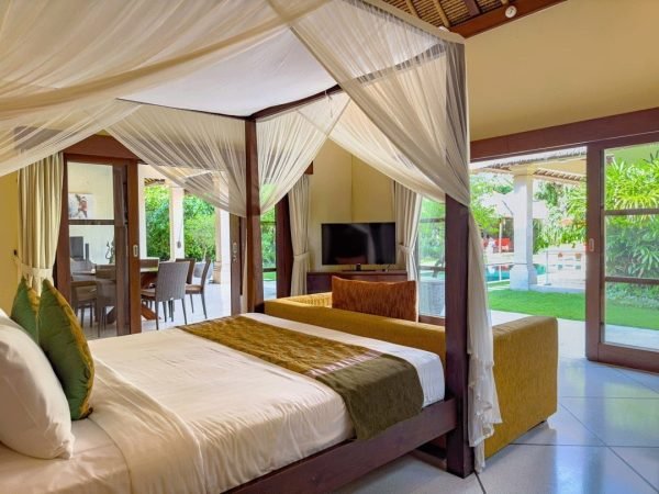 Villa-Santai-Bedroom-1-1-1.jpg