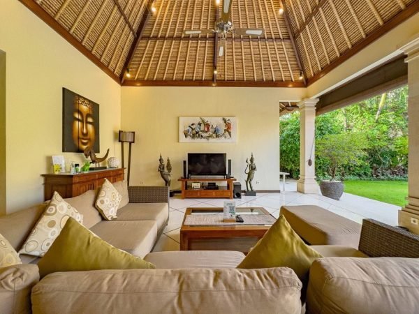 Villa-Santai-Living-Room-4-1.jpg