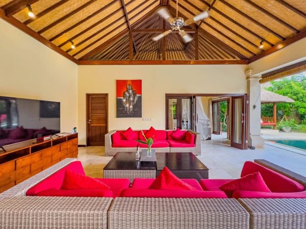 Villa-Santi-Living-Room-3.jpg