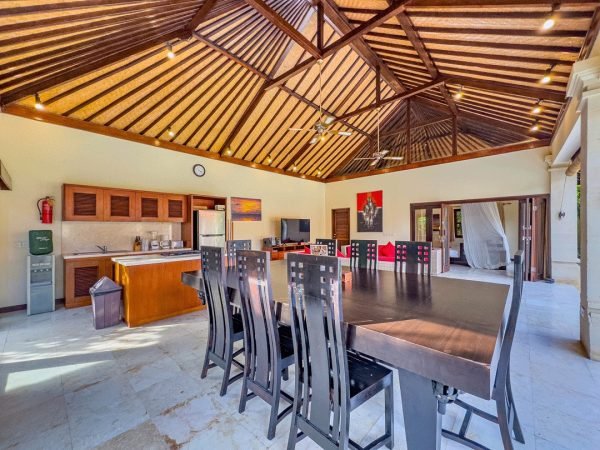 Villa-Santi-Living-Room-4.jpg