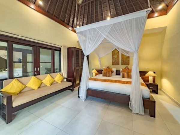Villa-Tresna-Bedroom-31-1030x773-1-1.jpg