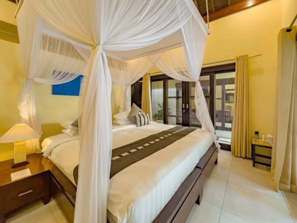 Villa-Tresna-Bedroom-4-1-2-1030x773-1-1.jpg