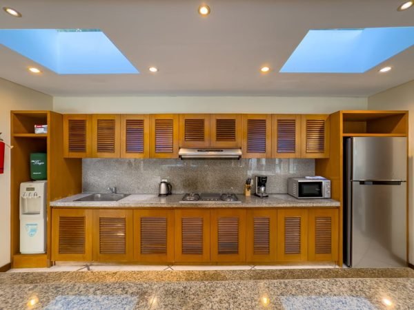 Villa-Vara-Kitchen-1-1.jpg