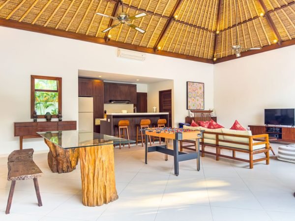 Villa alore livingroom (2)