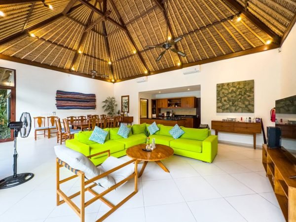 Villa alore livingroom (3)