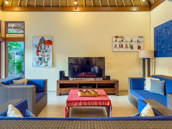 villa-saphir-livingroom-4-1.jpg